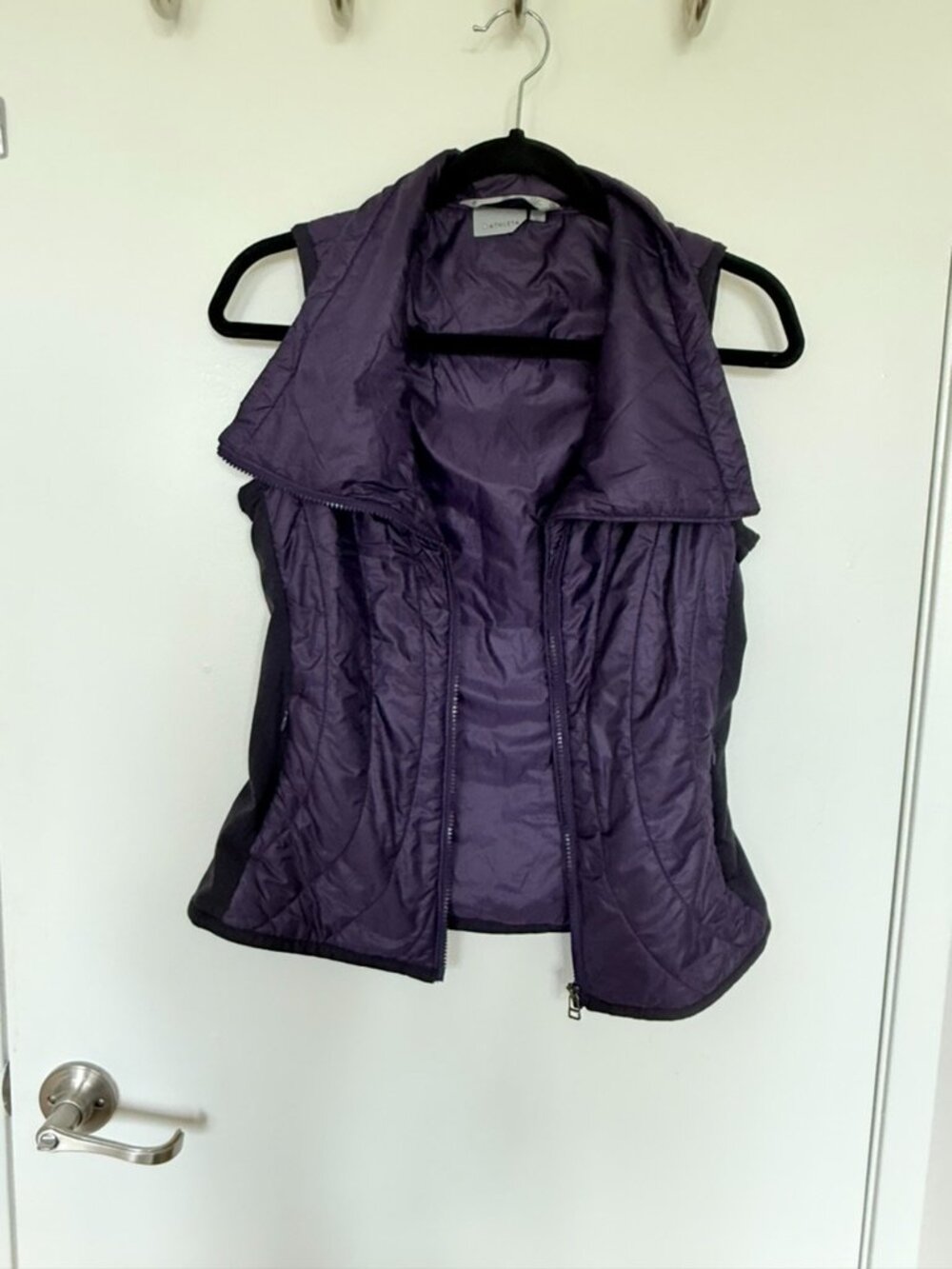 Athleta Whisper Featherless Quilted Vest | Purple | XS - Picture 4 of 5